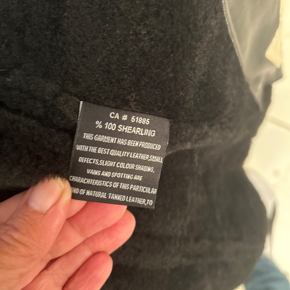 Aquascutum Genuine Shearling Black Jacket - Picture 5 of 7